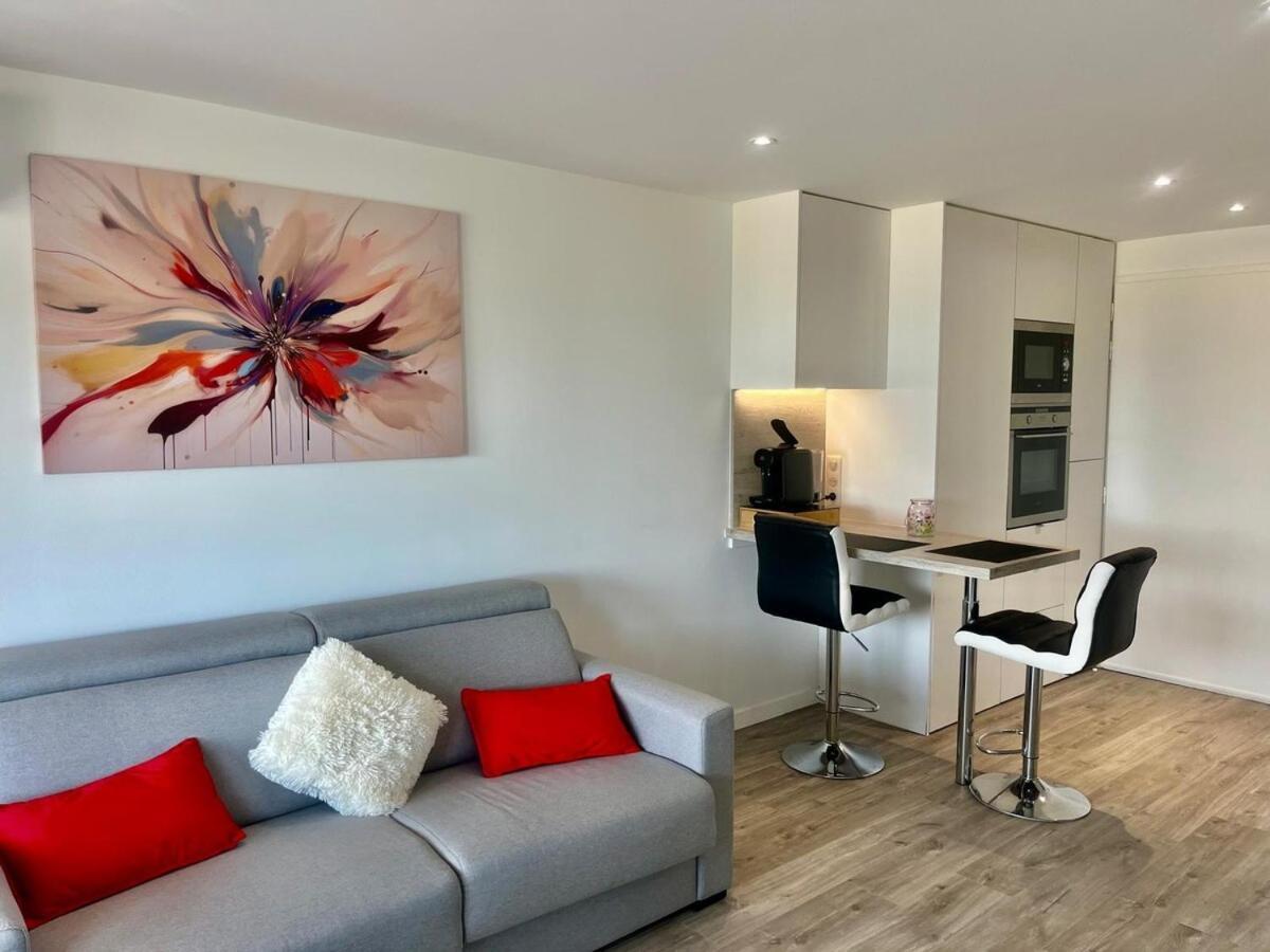 Apartment Holidays Yourhosthelper *